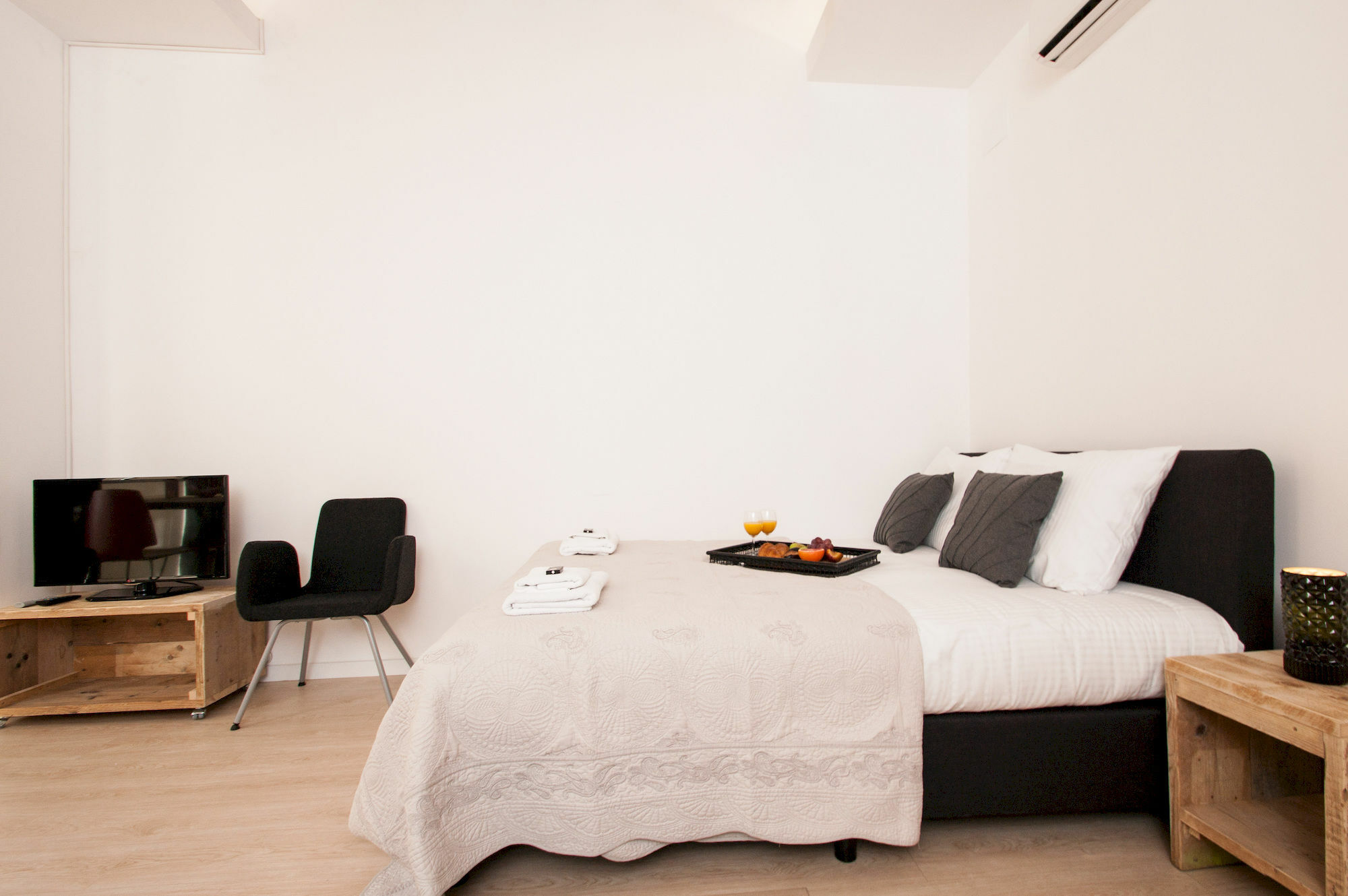 Short Stay Group Gracia Serviced Apartments バルセロナ エクステリア 写真